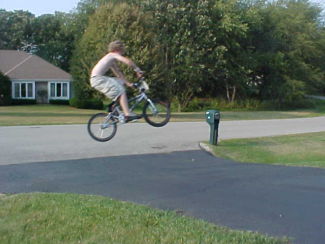 tomsbigair.jpg